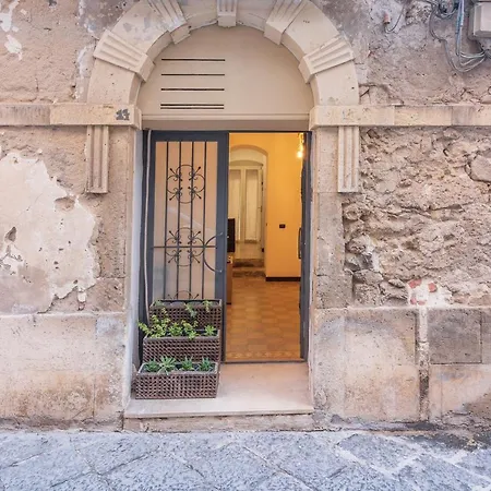 Casa Pepes Centro Ortigia 아파트
