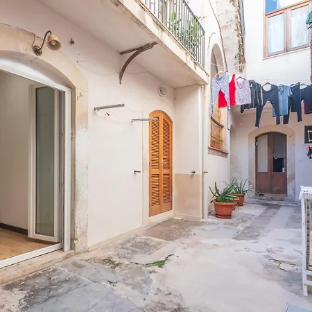 Casa Pepes Centro Ortigia * סירקוזה